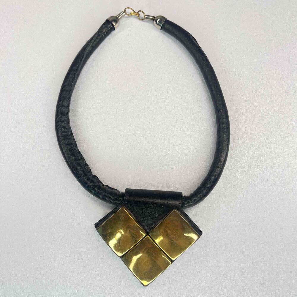 Vintage‎ Statement Necklace Black Leather Brass Medallion Boho Hippie Queen